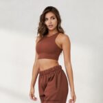 Lounge 365 sekunnin skin racerback toppi suklaa vaatteet naiset D46R26855 - Image 5
