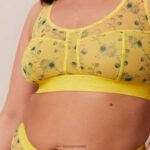 Lounge kukkaverkkoinen bralette & stringit keltainen alusvaatteet naiset D46R26229 - Image 4