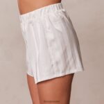 Lounge raidalliset satiiniset pyjamashortsit helmi vaatteet naiset D46R26937 - Image 4