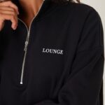Lounge välttämätön ylimitoitettu neljännesvetoketjupusero musta vaatteet naiset D46R26877 - Image 4