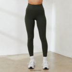 Lounge välttämättömät leggingsit männyn vihreä vaatteet naiset D46R26895